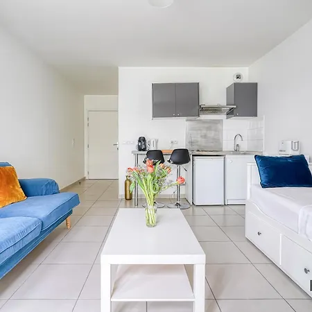 A Deux Pas De Paris - Le Confidentiel - 8c Apartment *